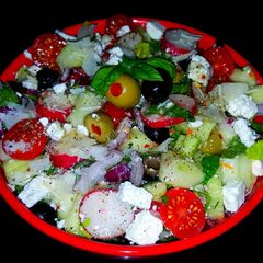 A picture of Mike's Healthy Zesty Greek Salad.