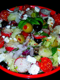 A picture of Mike's Healthy Zesty Greek Salad.