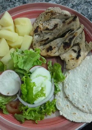 Una foto de Pollo a la plancha