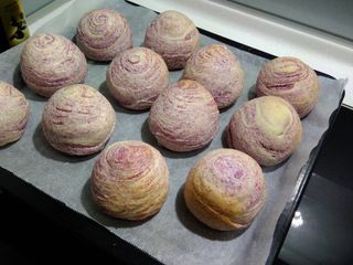 蛋黃芋頭酥