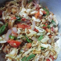 Cabbage capsicum veg A picture of Cabbage capsicum veg.