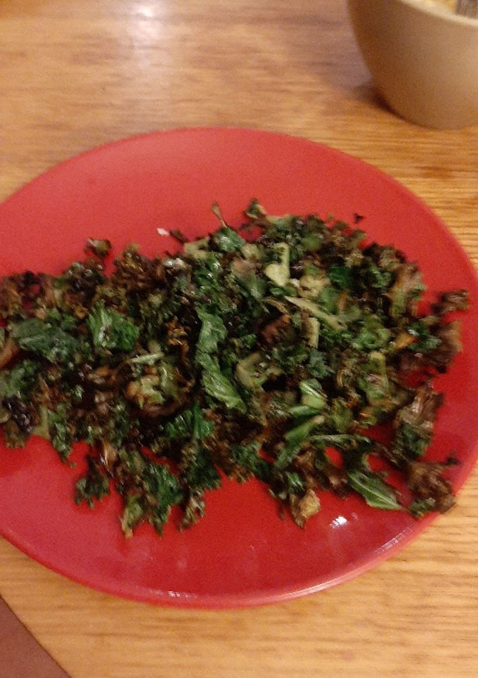Una foto de Kale crujiente al horno