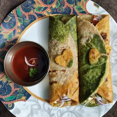 A picture of Tri-Color Egg Roll.