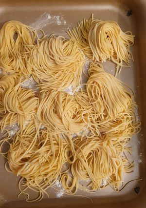 Una foto de Fideos al huevo caseros