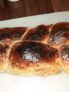 A picture of Honey Challah Bread.