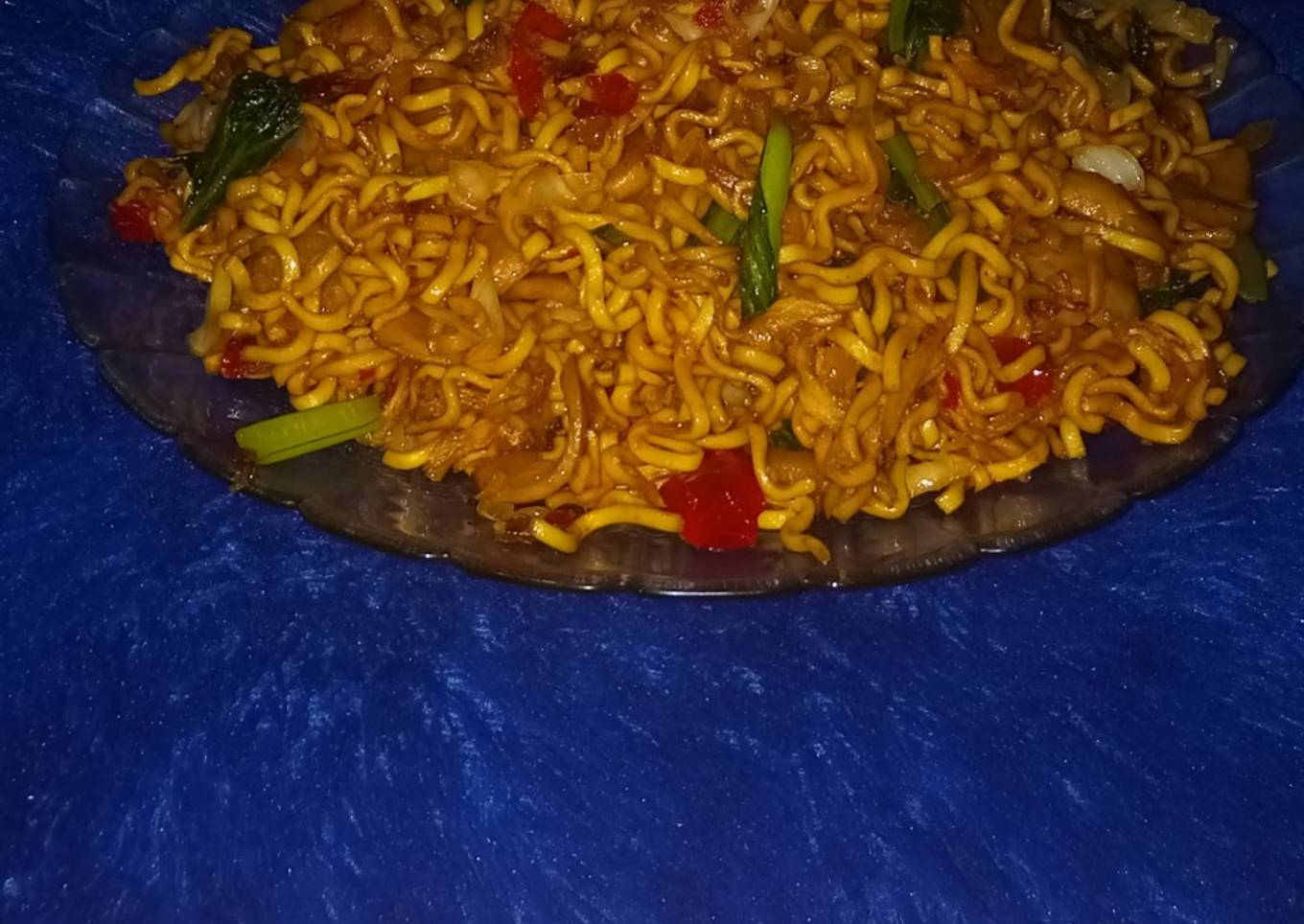 Mie Goreng Ayam, Bakso, Sosis