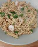 🍝Espirales (fusilli) con gambas🦐 al ajo 🧄 y huevo🥚