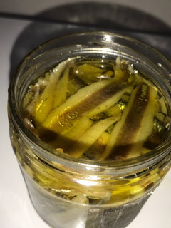 Una foto de Anchoas caseras en oliva