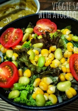 Foto resep Veggie Salad With Avocado Dressing