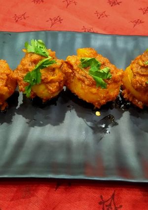 લસણીયા આલુ (Lasaniya Aloo Recipe In Gujarati) રેસીપી મુખ્ય ફોટો