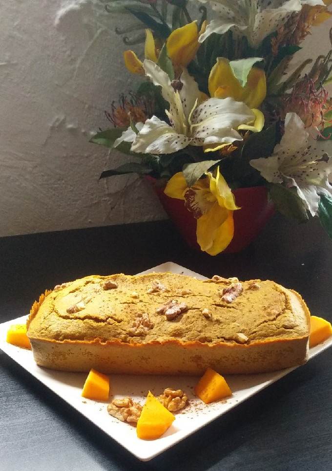 Una foto de Bizcocho de calabaza y nueces #revistacookpad