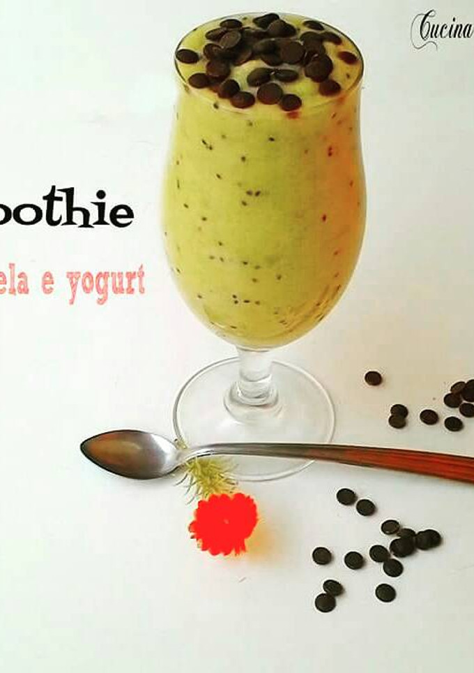 Una foto de Smoothie de kiwi manzana y yogurt