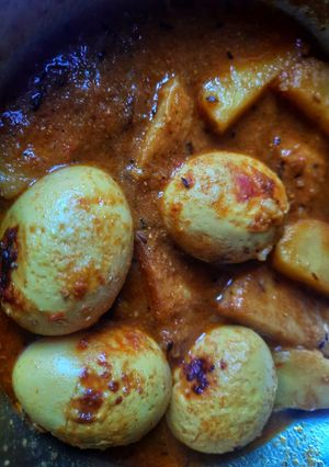 ডিমের ডালনা (dimer dalna recipe in Bengali) রেসিপির প্রধান ছবি