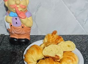 Una foto de Medialunas de manteca 🥐🥐