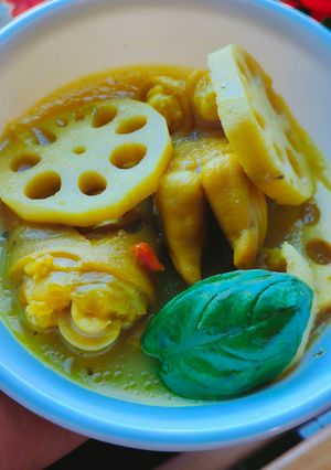 Hình của món Móng cừu hầm củ sen.