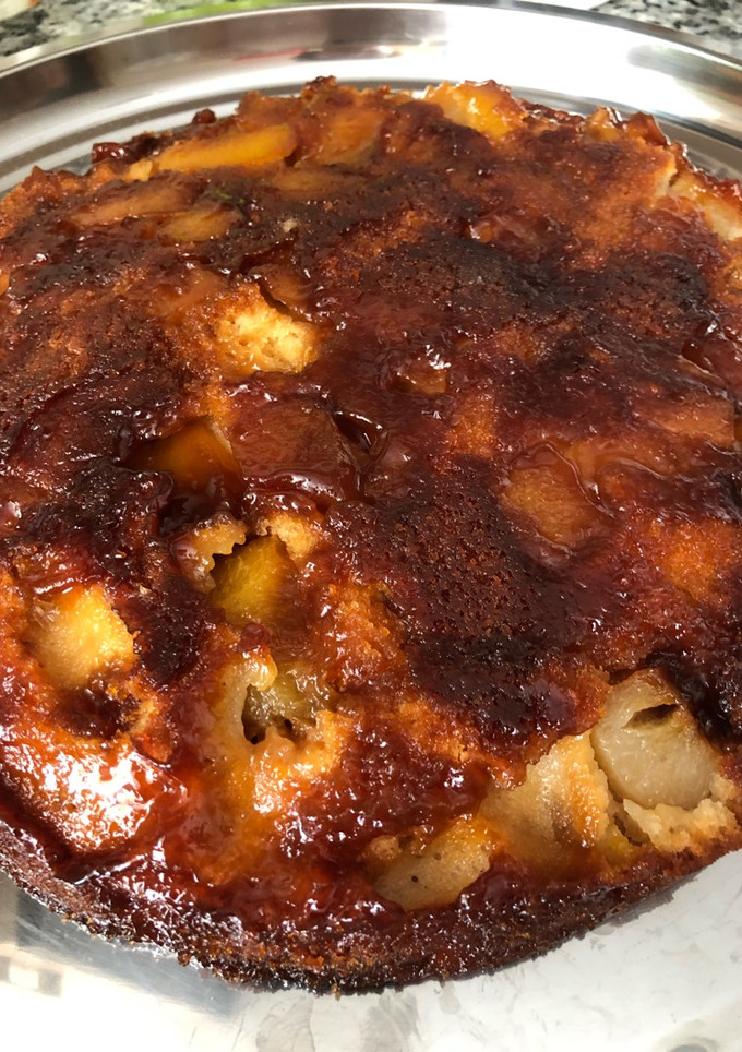Una foto de Torta húmeda invertida de melocotón