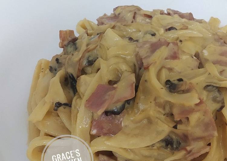 Resep Original Fettuccine Carbonara, Enak Banget