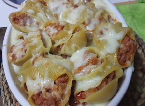 Una foto de Macarrones Rellenos