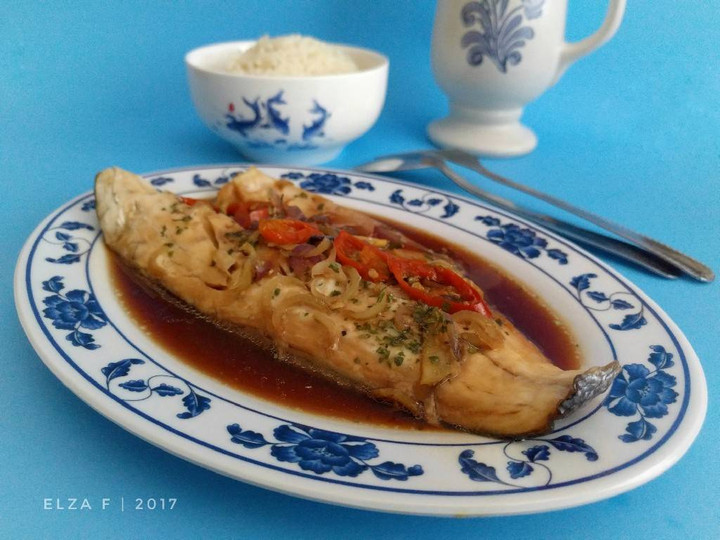 Resep Tim Ikan dengan Nasi Hainan yang Lezat Sekali