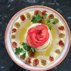 A picture of Hummus.