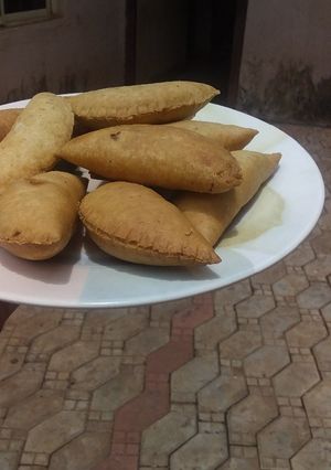 A picture of Fried meatpie.