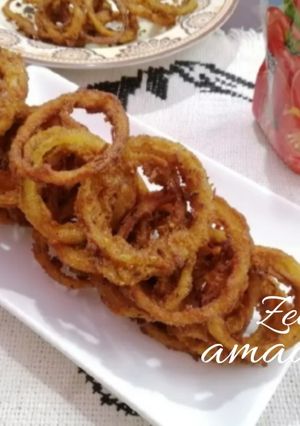 A picture of Crispy Onion Rings with Za'atar (Thyme).