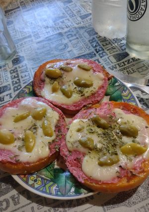 Una foto de Pizza con anco