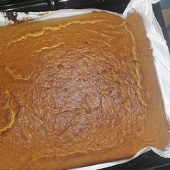 A picture of Vanilla cake that you can sell.