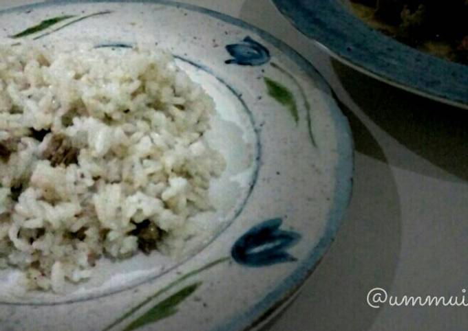 Bagaimana cara bikin Nasi Kebuli Rice Cooker  nagih banget
