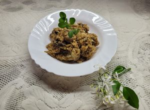 Una foto de Risotto de pollo y hongos