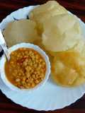 Luchi ar cholar dal