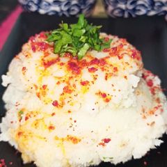 Chawal ka aata khichu papadi ka aata A picture of Chawal ka aata khichu papadi ka aata.