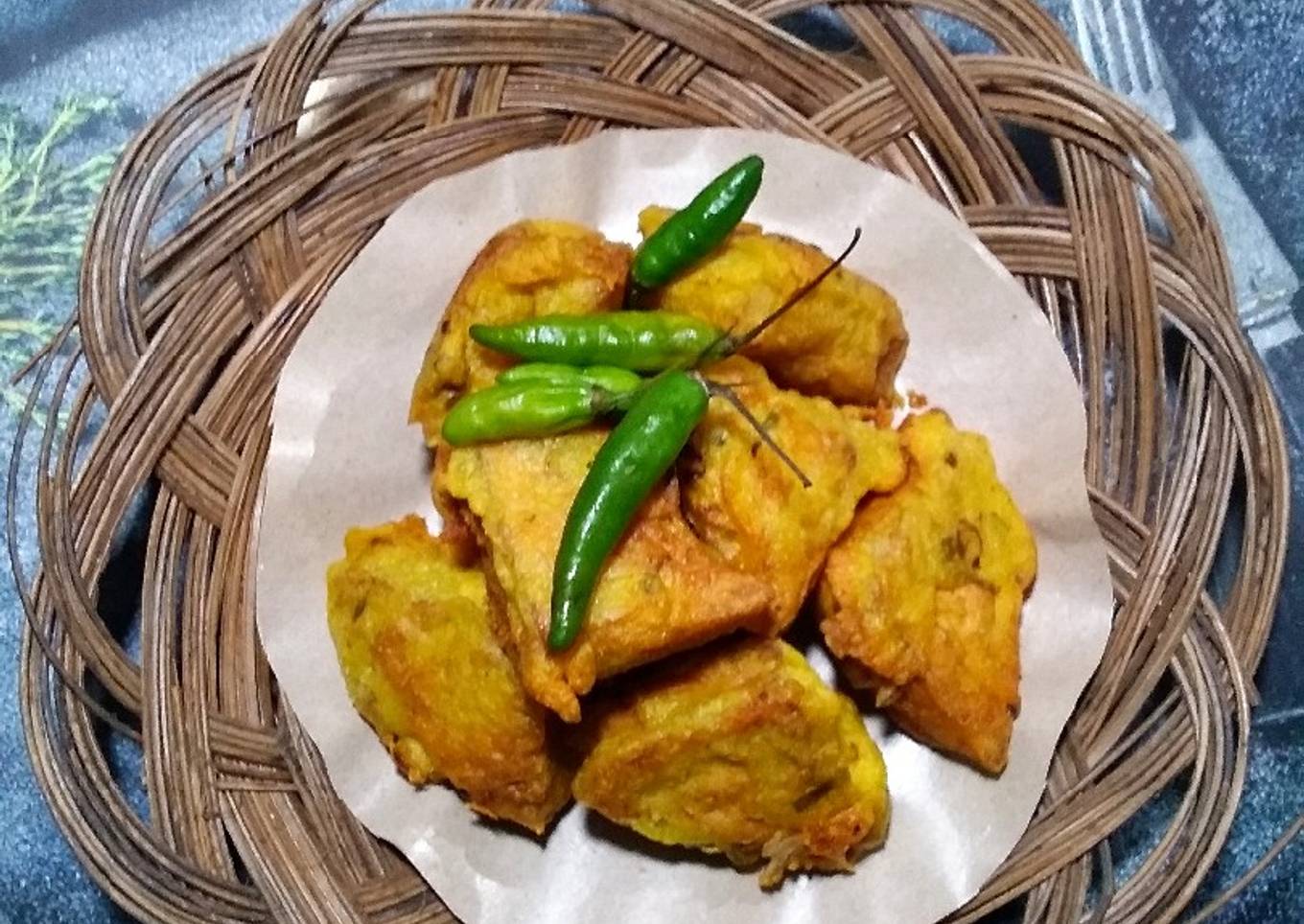 Tahu Isi