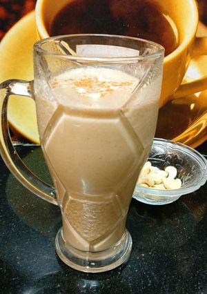 A picture of Coffee Banana Oats Smoothie.
