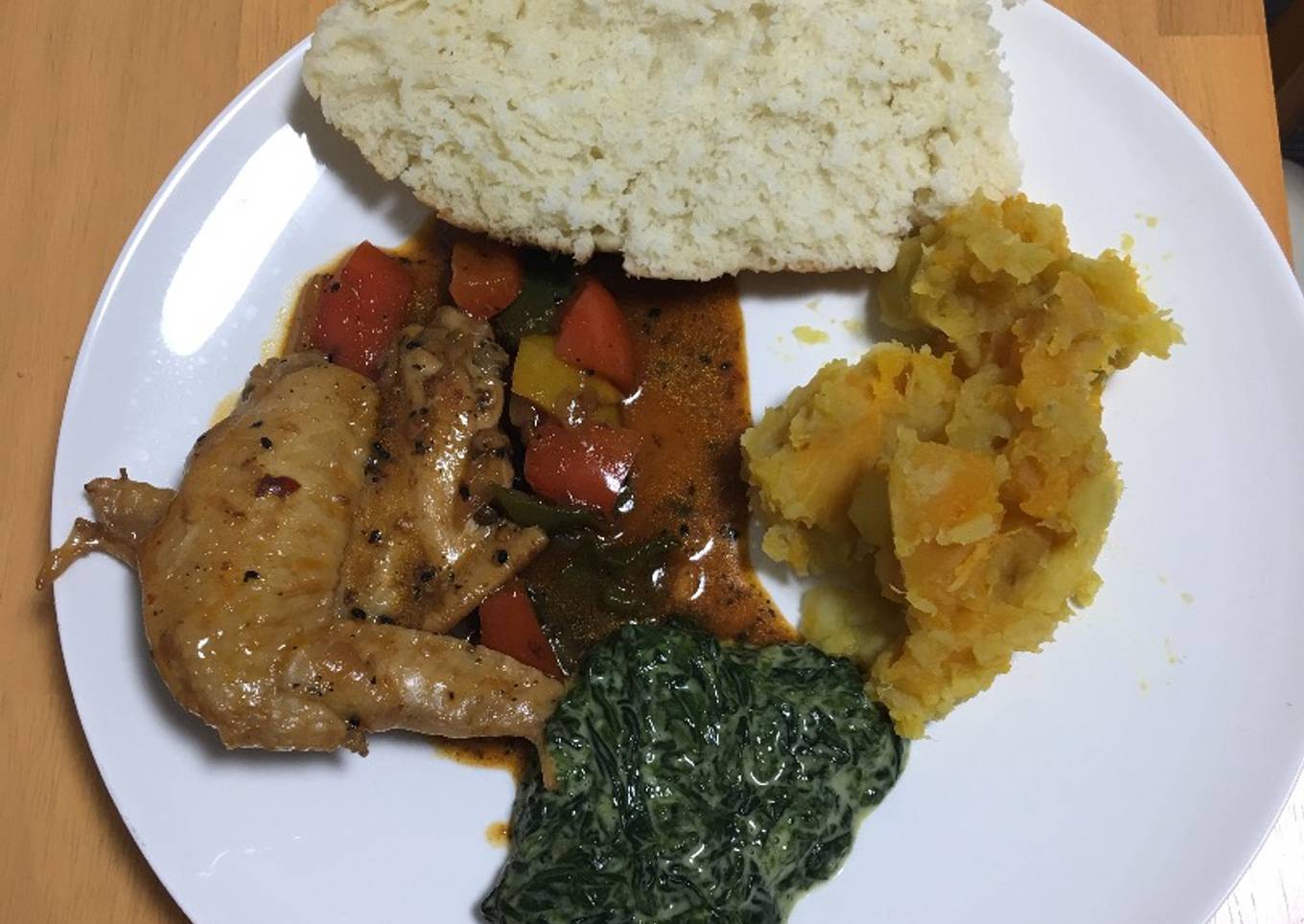 Dumpling/ Steamed Bread chicken stew and cream spinach