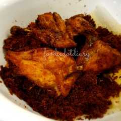 รูปของ Ayam Goreng Lengkuas