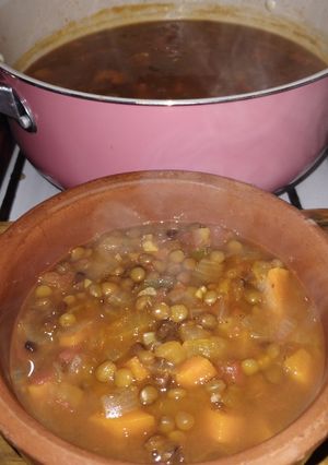 Una foto de Guiso de lentejas sin carne