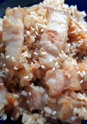 รูปของ 🍚 ผัดมิโซะหมูสามชั้น Miso Fried Rice with 🐷 5 mins 3 ingredient