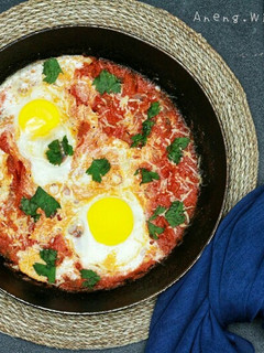 Foto resep 20. Shaksukha / egg in hell