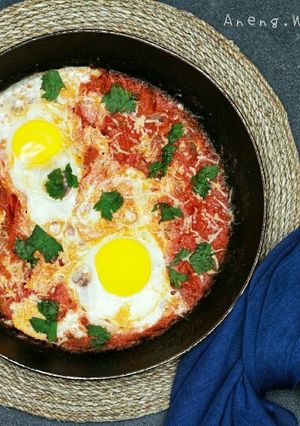 Foto resep 20. Shaksukha / egg in hell