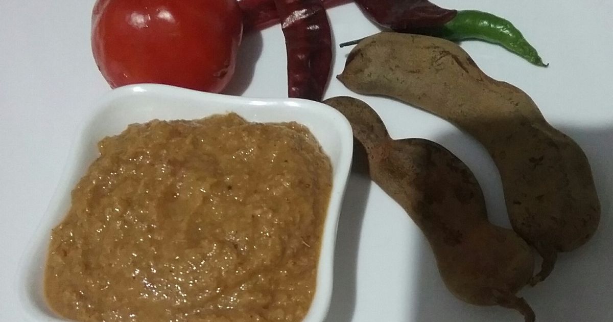 Saboot Imli And Onion Ki Tikhi Chutney Recipe by Meena Parajuli - Cookpad