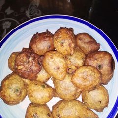 A picture of Savory plantain buns.