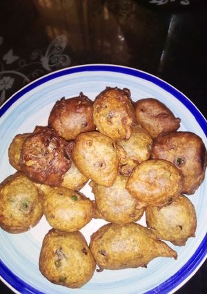 A picture of Savory plantain buns.