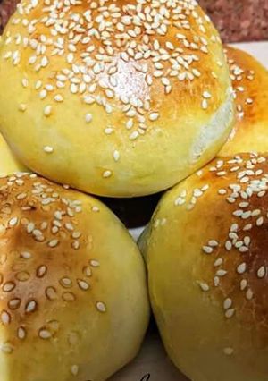 صورة لوصفة عيش كيزر او عيش سندوتش الهمبرجر 🍔🍔