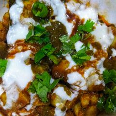 A picture of Aloo ki khatti methi chaat.