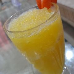 Pineapple smoothie A picture of Pineapple smoothie.