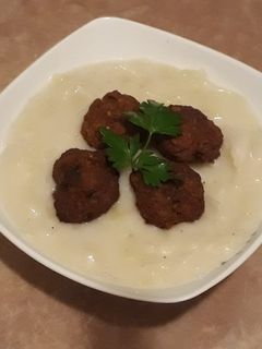 Káposztafőzelék fasírttal recept fotója