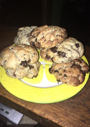 Una foto de Galletas de vainilla con chips de chocolate🍪