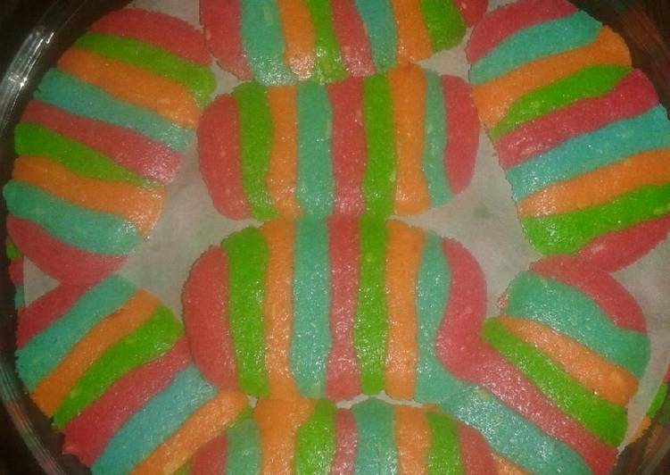 Resep: Untuk Mencoba Di RumahLidah kucing rainbow,anti gagal 