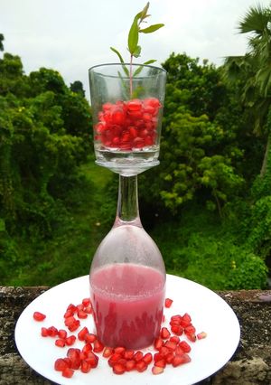 বেদানা জ্যুস (bedana juice recipe in Bengali) রেসিপির প্রধান ছবি